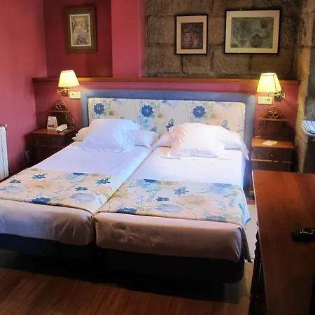Palacio Obispo מלון 3*